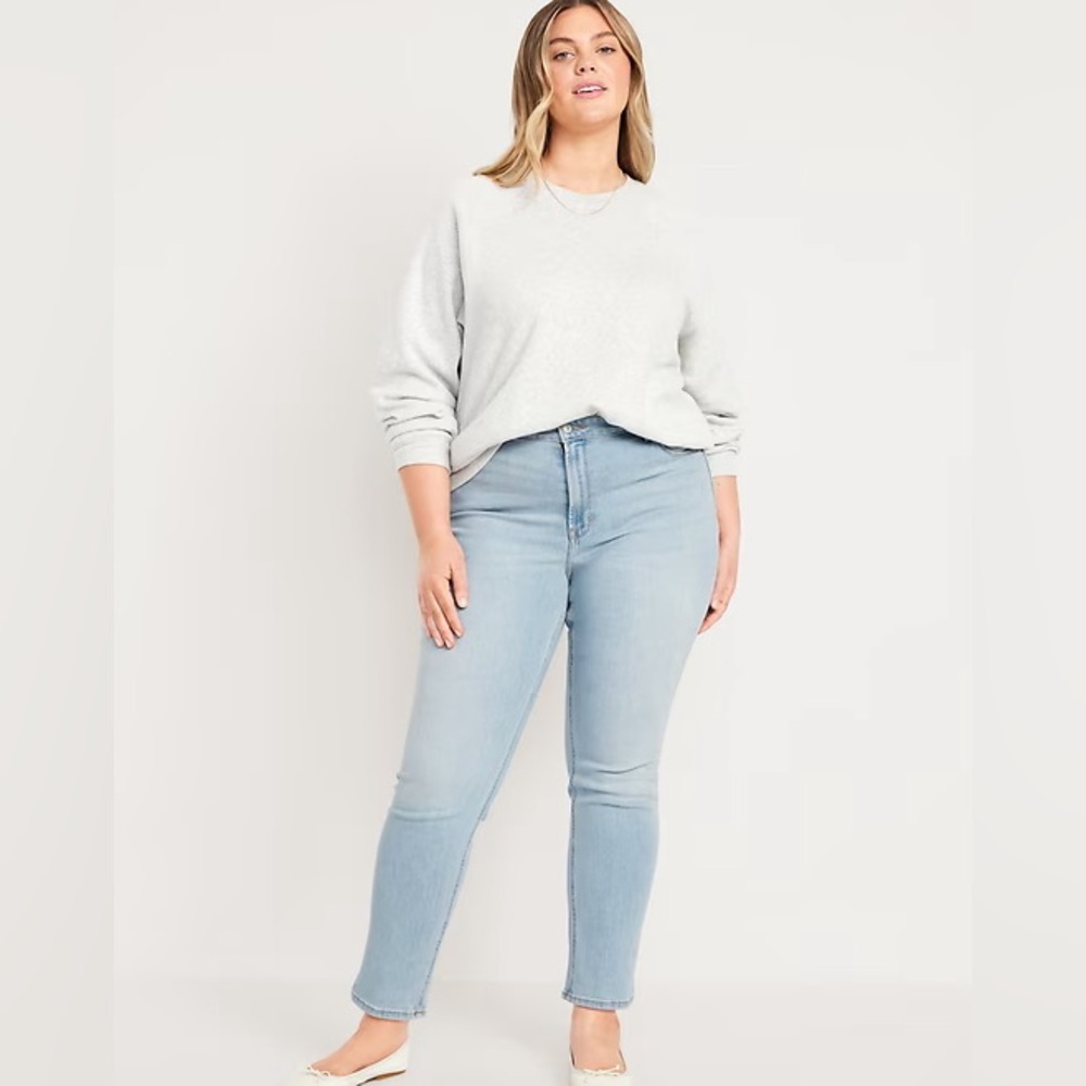 High-Waisted Wow Straight Tall Jeans